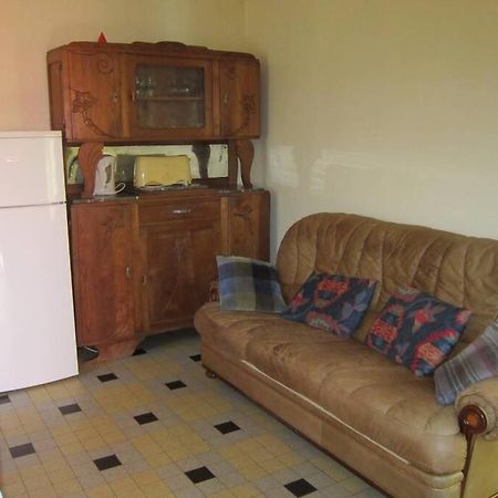 Appartement Rdc Maison De Village Savignac-les-Ormeaux Eksteriør billede