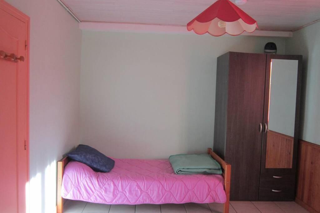Appartement Rdc Maison De Village Savignac-les-Ormeaux Eksteriør billede